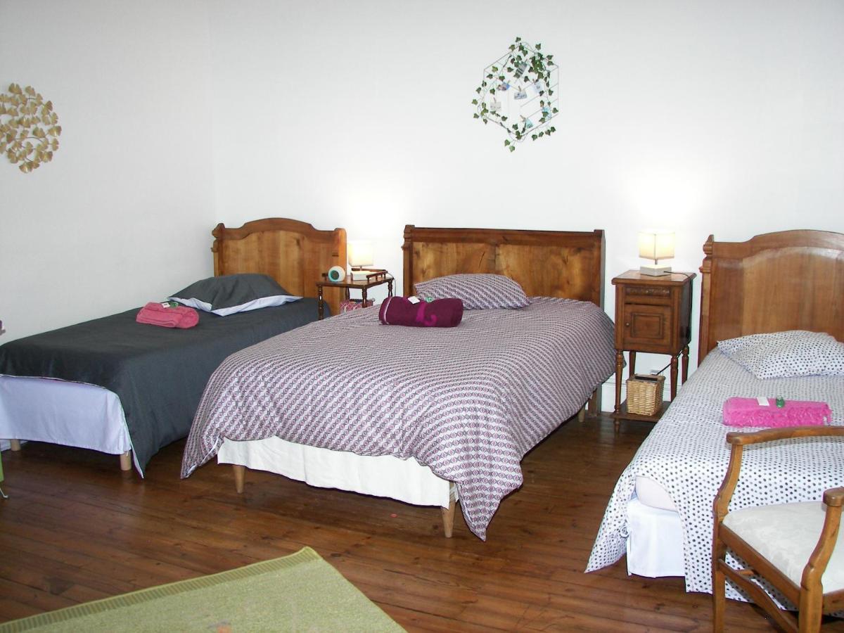 Domaine Du Noble Bed & Breakfast Saint-Jean-de-Thurac Exterior photo